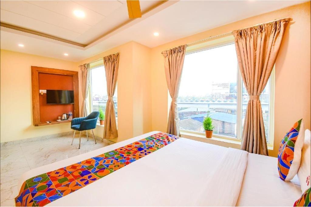 Hotel Aqua Tulip โกลกาตา ภายนอก รูปภาพ