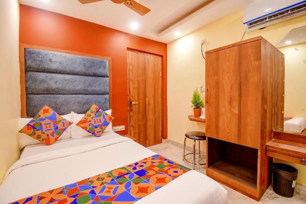 Hotel Aqua Tulip โกลกาตา ภายนอก รูปภาพ