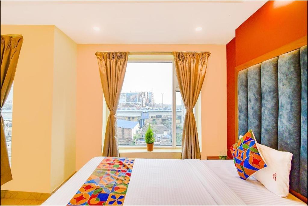 Hotel Aqua Tulip โกลกาตา ภายนอก รูปภาพ
