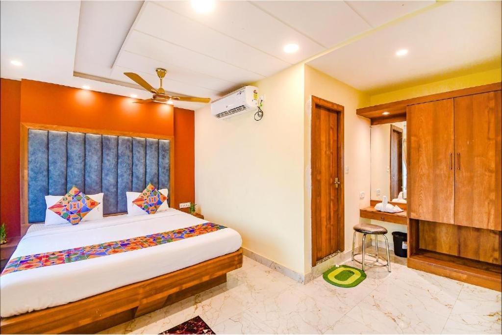 Hotel Aqua Tulip โกลกาตา ภายนอก รูปภาพ